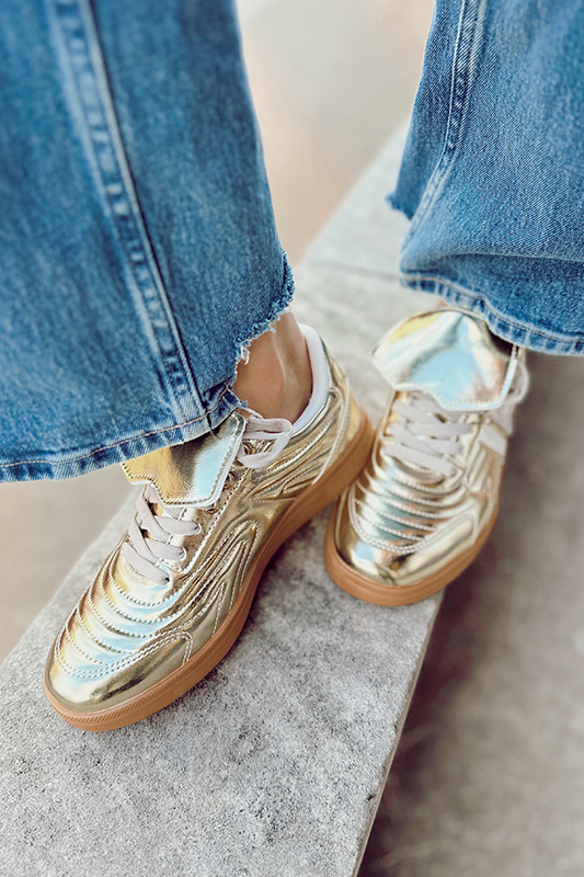 Remmi Gold Sneaker